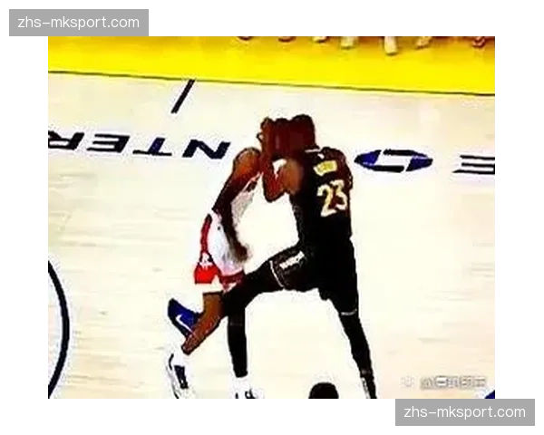 杰伦-格林谈裁判尺度：同样的犯规两边都要吹